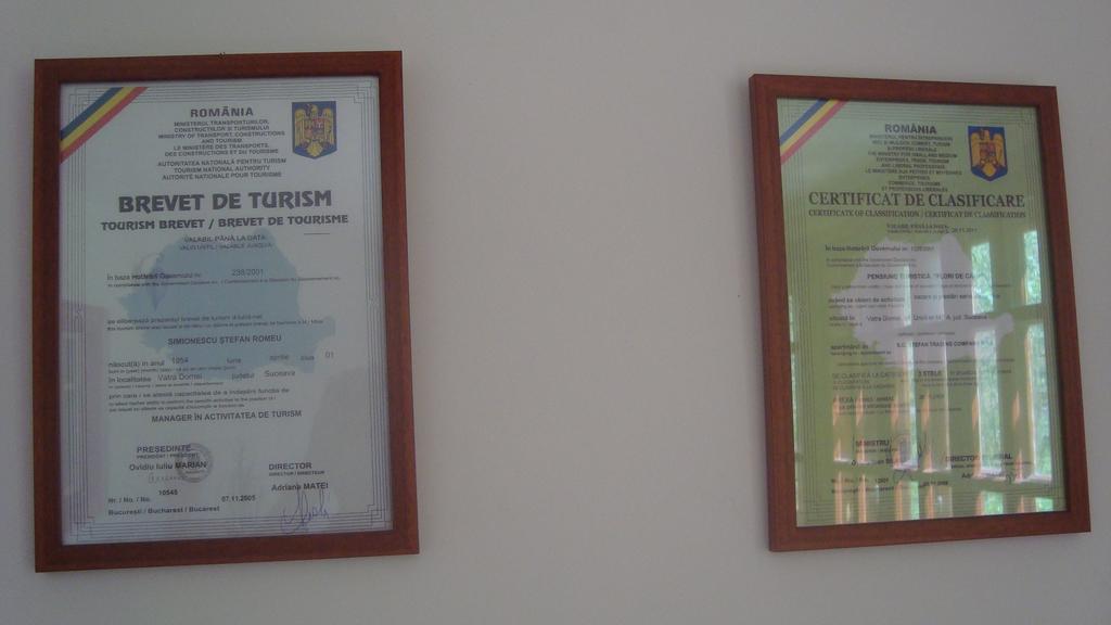 Pensiunea Flori De Camp Vatra Dornei Oda fotoğraf
